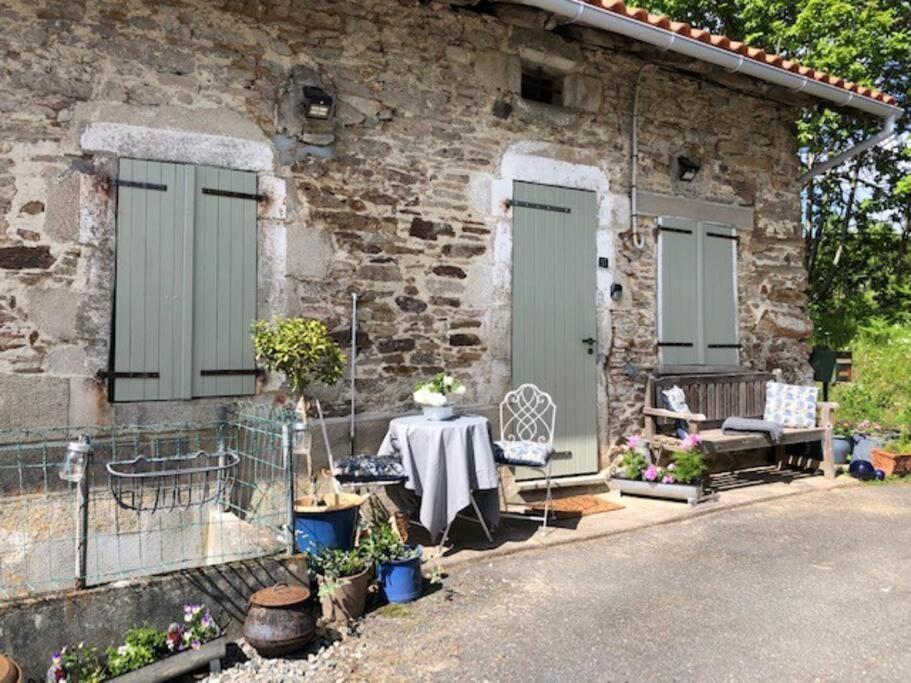 Villa "L'Annexe" Dournazac Exterior foto