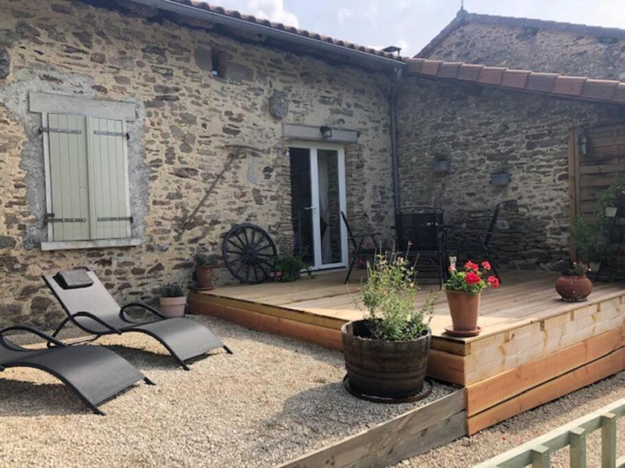 Villa "L'Annexe" Dournazac Exterior foto